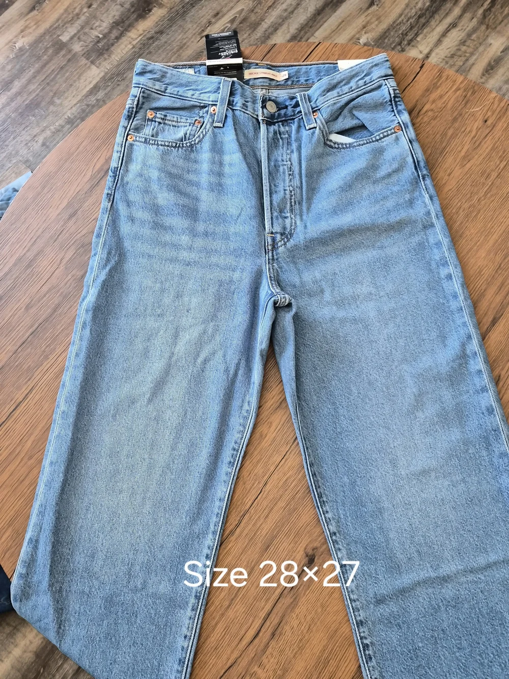 Levi's Women's Light Wash Boot Cut Jeans - Picture 2 of 3